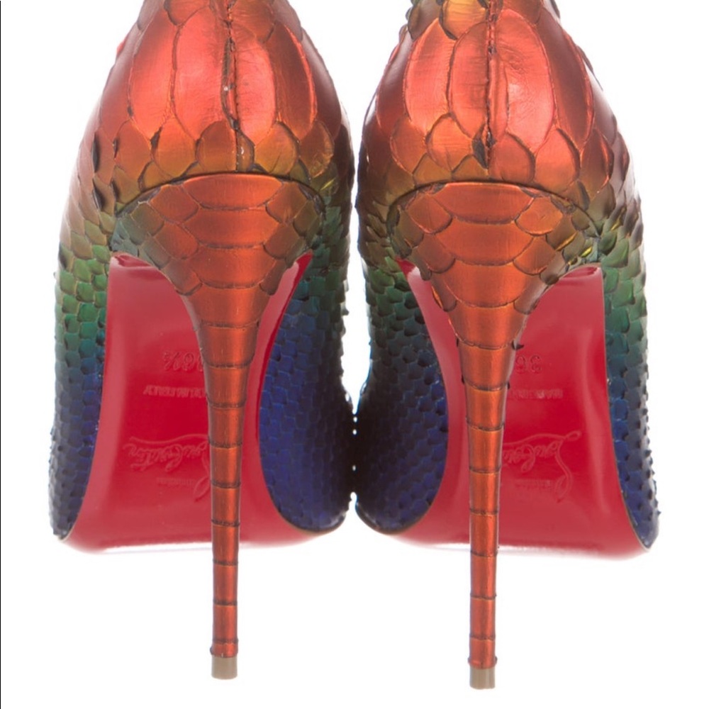 CHRISTIAN LOUBOUTIN SNAKESKIN HEELS - Picture 4 of 7
